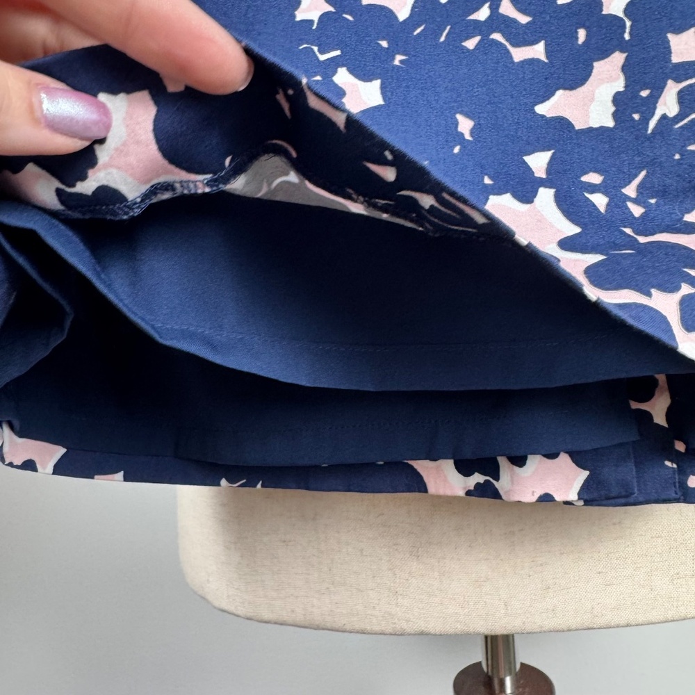 Talbots Navy And Pink Floral Pencil Skirt - Picture 2 of 6